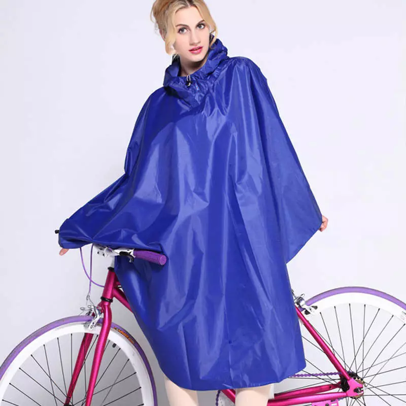 poncho raincoat (30 photos): Cloak Cape ໄຕປ້ອງກັນຄວາມຊື້ນຈາກ cloak ວ່າເປັນ 14313_24