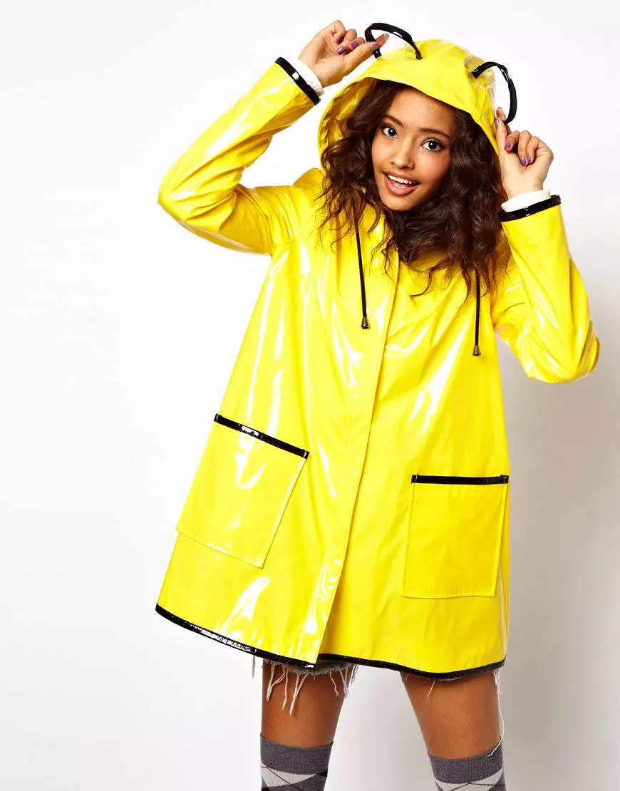 Hooded regenjas (91 foto's): rubberen, mantel, waterdicht, zoals het een hooding regenjas, mantel wordt genoemd 14331_53
