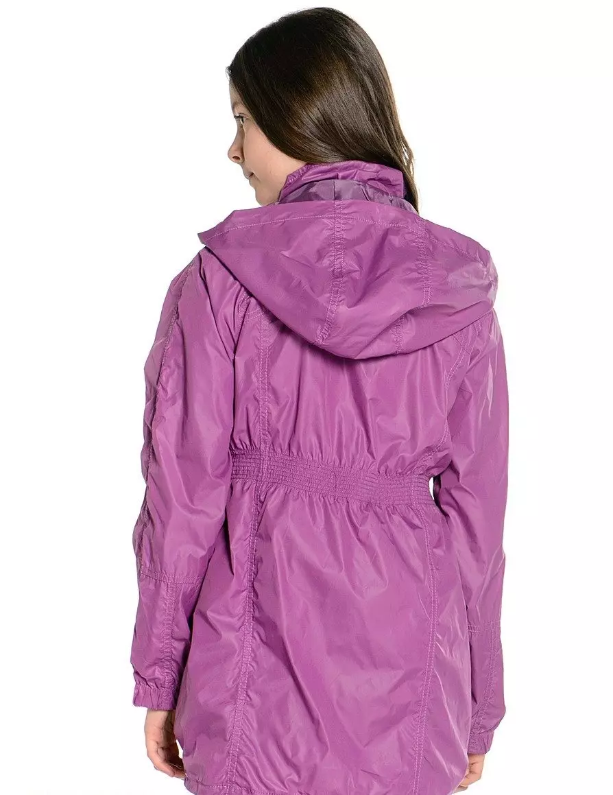 Hooded Raincoat (91 fotografii): cauciuc, mantie, impermeabil, așa cum se numește un haine de ploaie, mantie 14331_76
