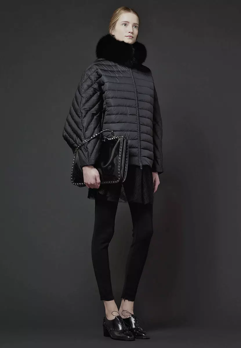 여성 다운 재킷 2021 (41 장의 사진) : 겨울, 핀란드어, 스웨덴어 및 캐나다 모델 14339_37