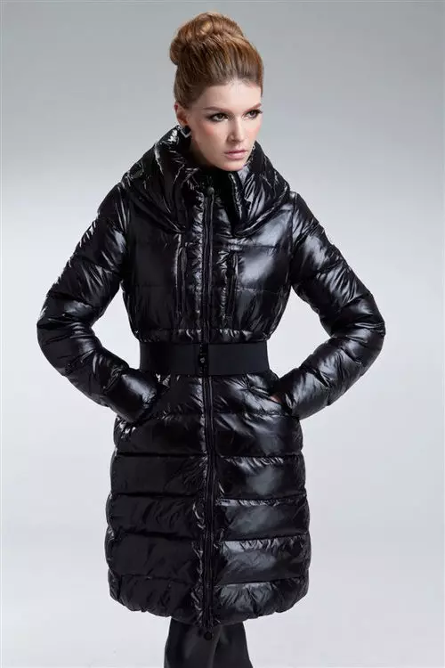 Montcler Down Jackets (54 լուսանկար). Կանանց մոդելներ, ակնարկներ, բաճկոնի jumpsuit 14343_13