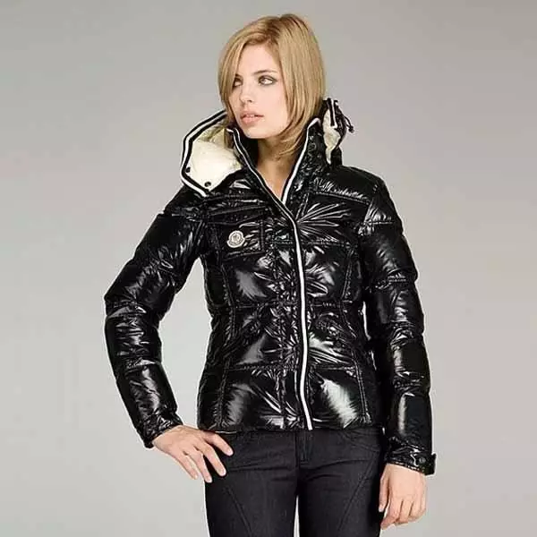 Montcler Down Jackets (54 фотографии): Женски модели, осврти, јакна Jumpsuit 14343_15