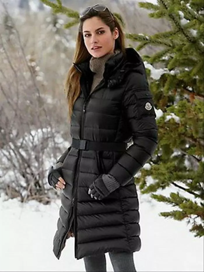 Áo khoác xuống Montcler (54 ảnh): Mô hình phụ nữ, đánh giá, áo khoác Jumpsuit 14343_16