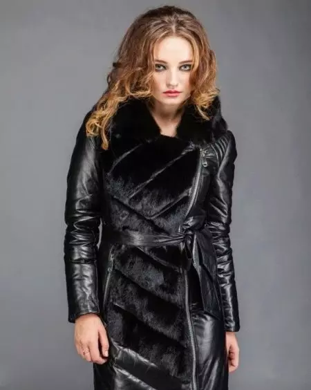 Couro para baixo jaqueta (46 fotos): jaquetas de couro feminino com pele de pele preta, modelo com capuz 14352_12