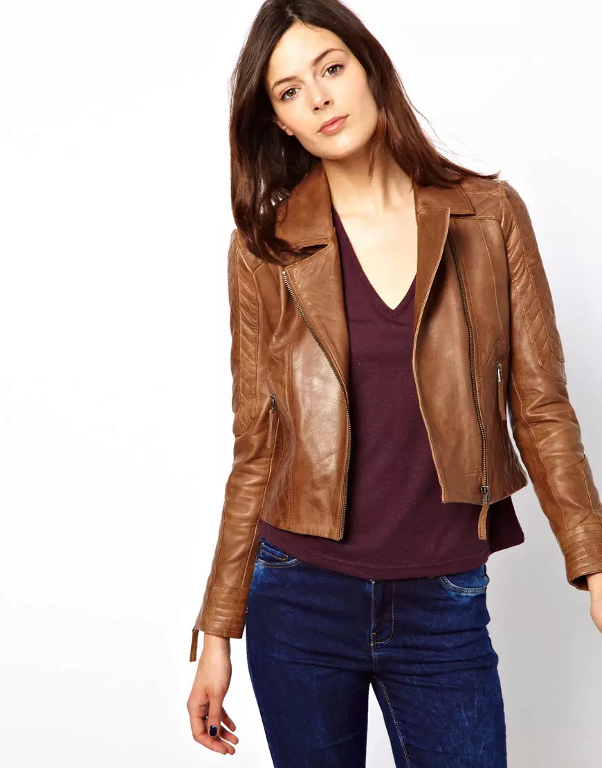 jaqueta de cuir marró (49 fotos): Què jaquetes de cuir marró de les dones de desgast 14382_12