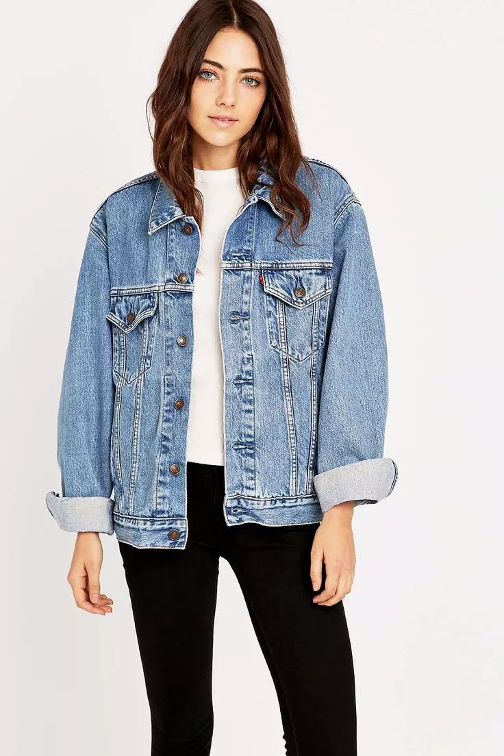 Oversize denim jakke (33 billeder): Hvad skal man bære oversize jeans, bulk, gratis og bred kæreste jeans 14385_28