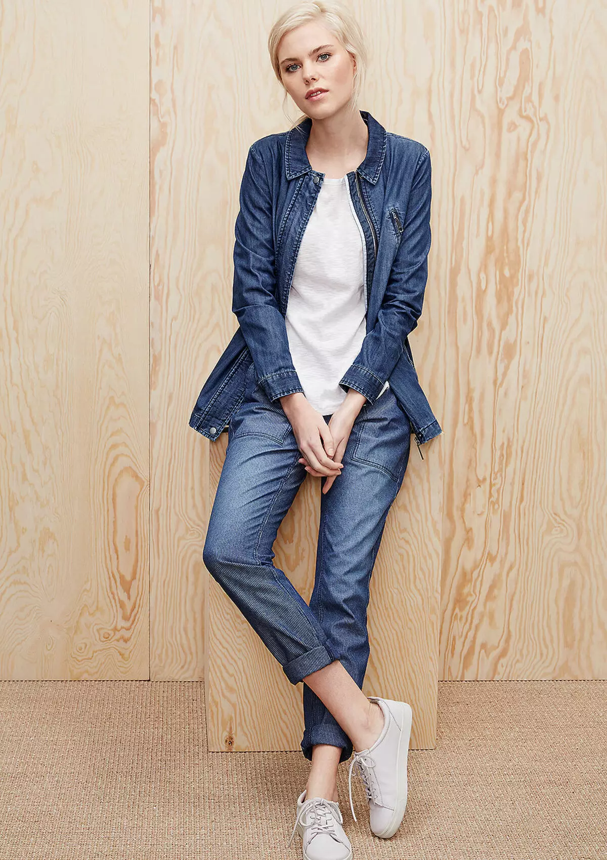 Une veste de denim de femme étendue (45 photos): quoi porter et comment allonger les jeans 14388_13