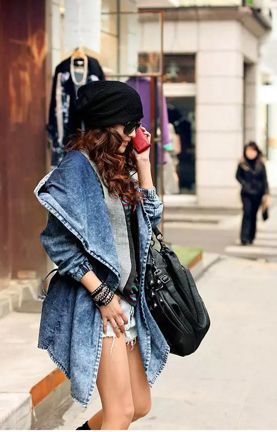Razširjena ženska denim jakna (45 fotografij): kaj nositi in kako podaljšati kavbojke 14388_22