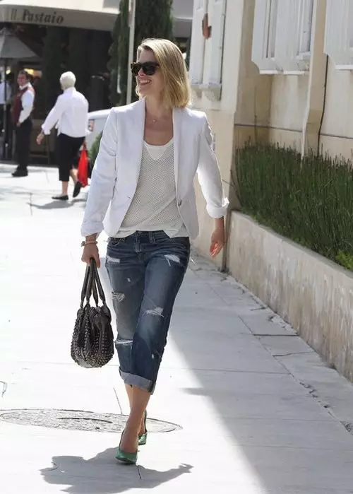 Белиот тексас јакна: Што носи женски бел Дачин 14393_31