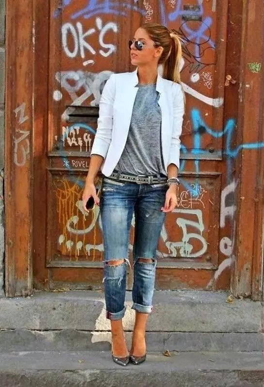 Біла джинсова куртка: з чим носити жіночий джінсовку білого кольору 14393_4