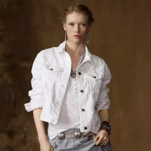 White Denim Jacket: O que desgastar Mulher Branco Dachin 14393_7