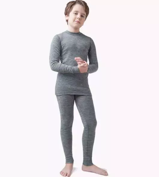 Termisk undertøy glissade: Velg mannlig og kvinnelig termisk undertøy, barnas modeller med merinoull. Hvordan å ha på seg og bryr seg? 1439_18