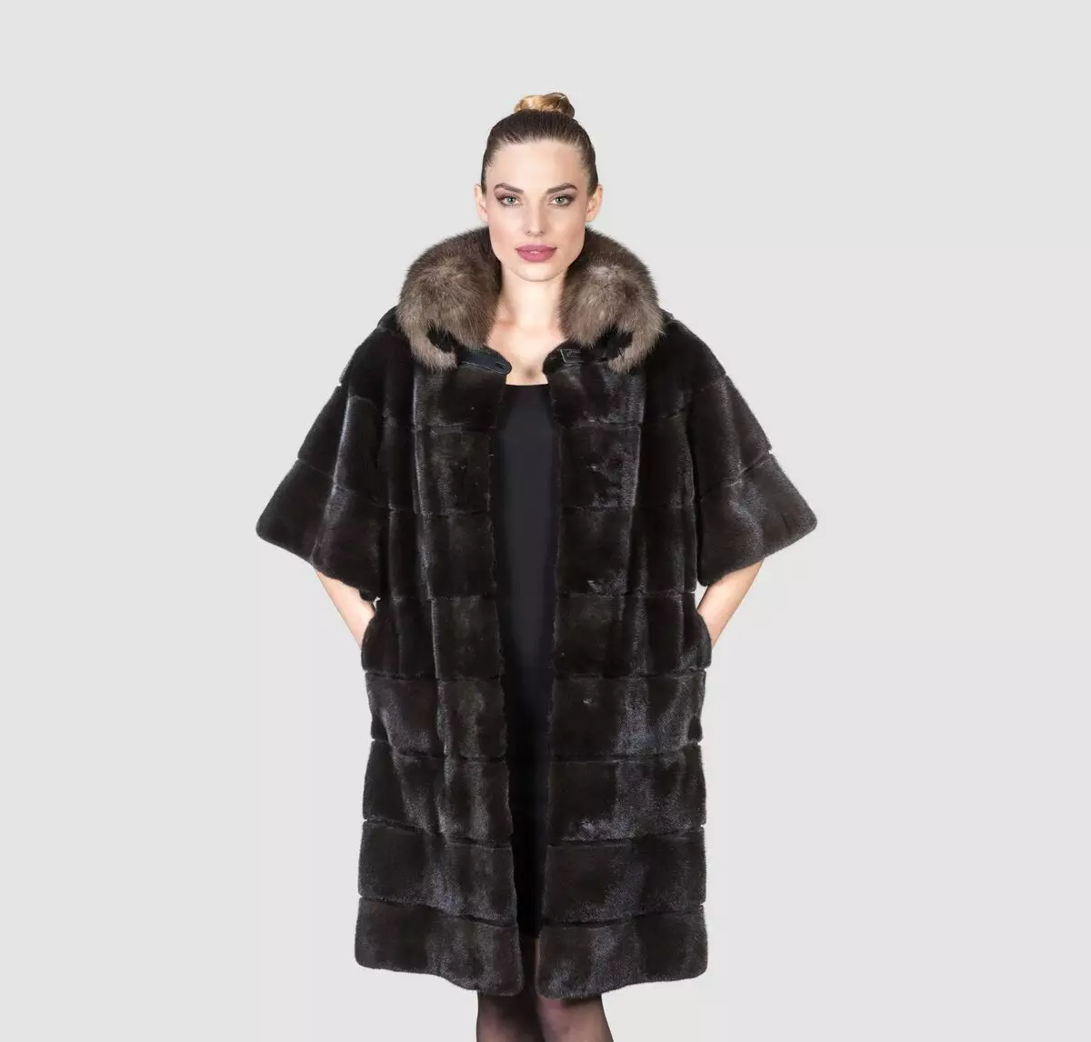 Mink Fur Coat med Sableness (56 bilder): Med en Sable Collar, Mink Fur Coat med en Sobular Finish, Light 14410_11