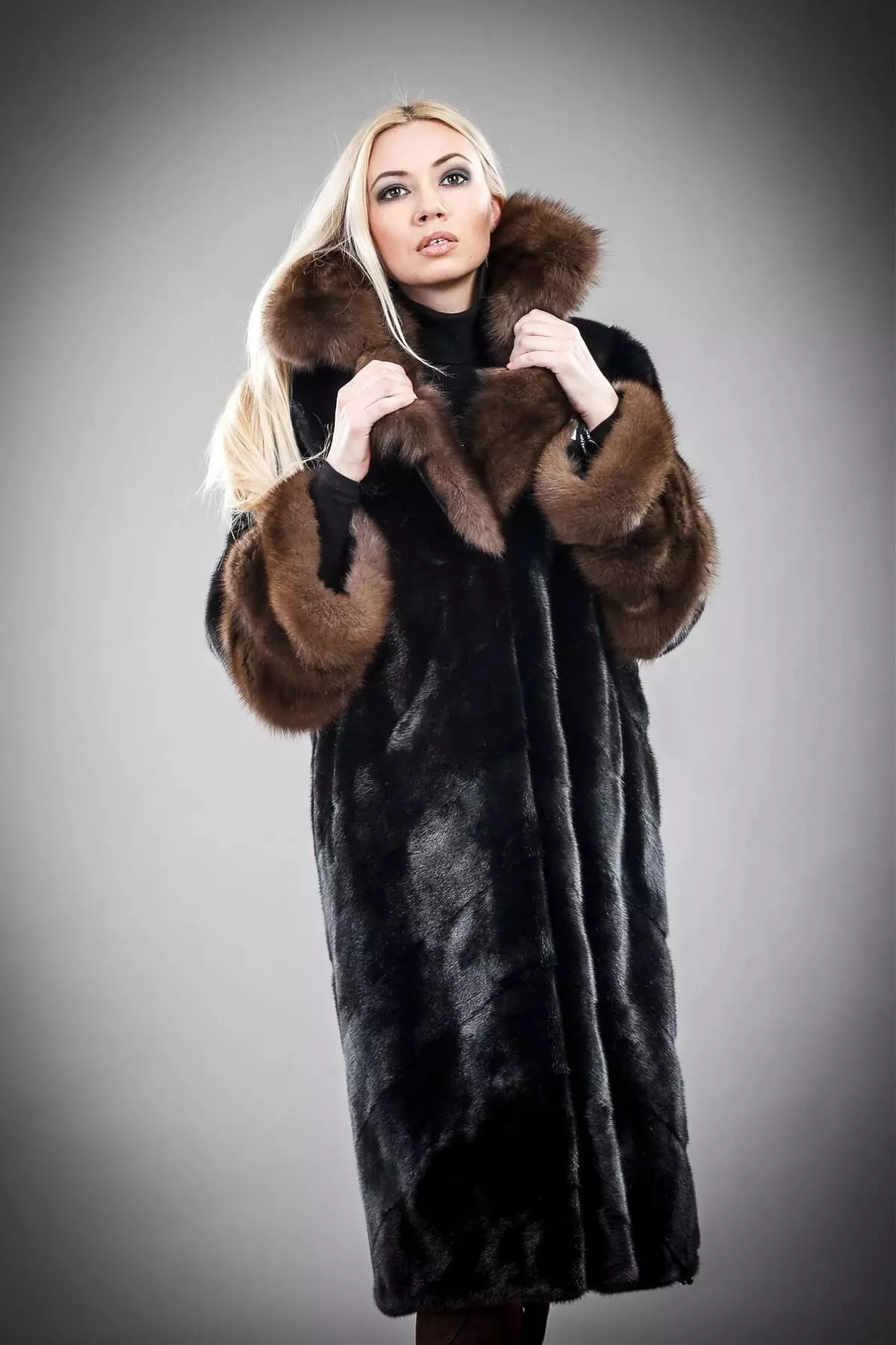 Mink Fur Coat med Sableness (56 bilder): Med en Sable Collar, Mink Fur Coat med en Sobular Finish, Light 14410_12