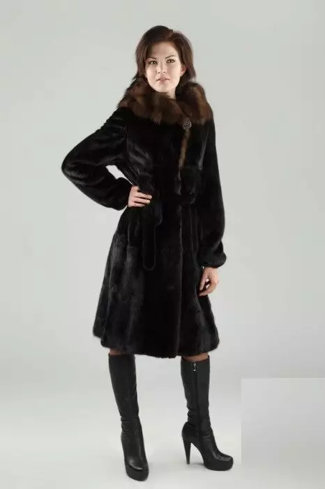 Mink Fur Coat med Sableness (56 bilder): Med en Sable Collar, Mink Fur Coat med en Sobular Finish, Light 14410_45