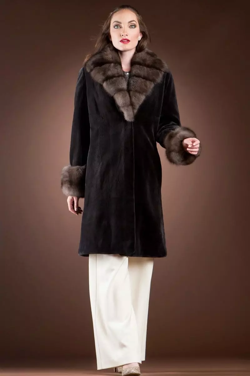 Mink Fur Coat med Sableness (56 bilder): Med en Sable Collar, Mink Fur Coat med en Sobular Finish, Light 14410_9