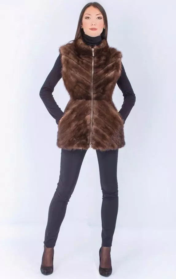 Mink town fur coat (34 mga larawan): modelo 14414_23