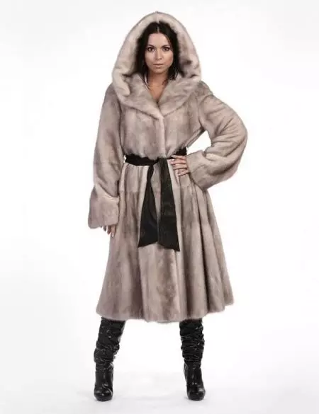 Light Mink Fur Coat (55 Gambar): Light Brown Mink Coat Fur, Warna Walnut Light, Ulasan 14419_15