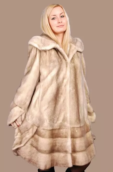 轻型水貂毛皮大衣（55张照片）：浅棕色水貂毛皮大衣，轻核桃颜色，点评 14419_21