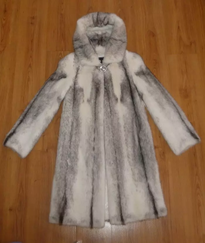 Mink-Rusia - Coat de pel (29 fotos): Swaddling Mink Fur Coats 14421_27