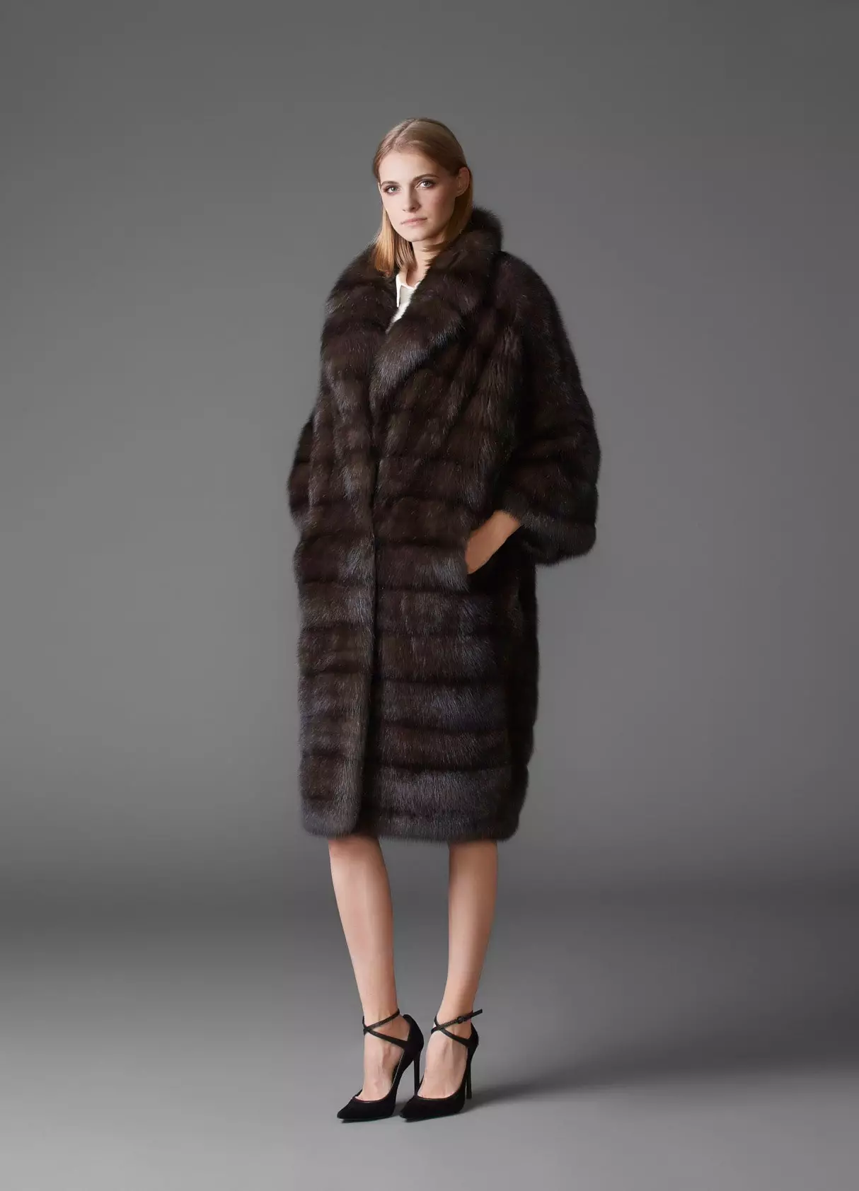 來自Mink Pare的皮大衣（70張照片）：評論Mink Coat Pare是否成本 14423_29