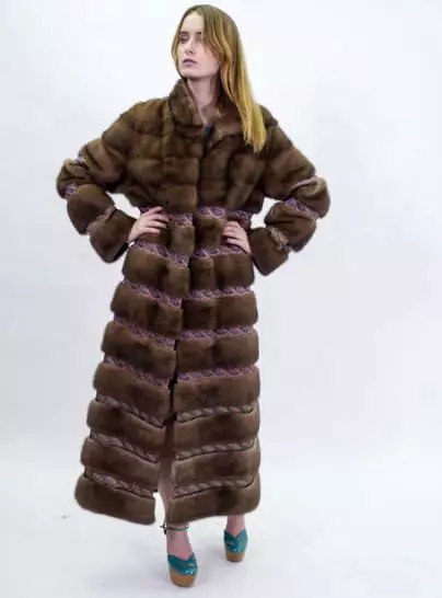 來自Mink Pare的皮大衣（70張照片）：評論Mink Coat Pare是否成本 14423_6