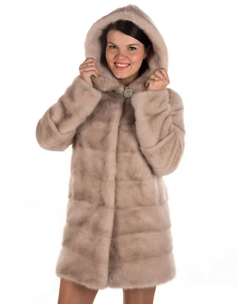ミンクの毛皮のコート（89写真）：ホワイトミンクの毛皮のコート、黒、グラファイトの色、光のための毛皮のコート、ベルト、短い、青 14424_5