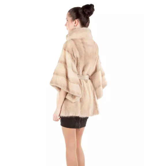 ミンクの毛皮のコート（89写真）：ホワイトミンクの毛皮のコート、黒、グラファイトの色、光のための毛皮のコート、ベルト、短い、青 14424_53