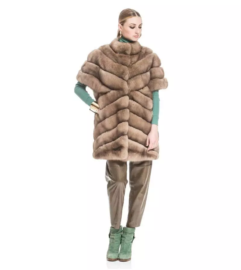 Ama-Italian Mink Coats (izithombe ezingama-65): amamodeli, ama-mink fur rats italy 14426_27