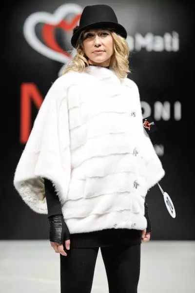 Ιταλικά παλτά (65 φωτογραφίες): μοντέλα, εντοιχισμένα παλτά γούνα ιταλία 14426_31