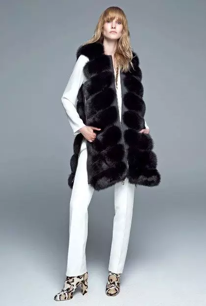 Ama-Italian Mink Coats (izithombe ezingama-65): amamodeli, ama-mink fur rats italy 14426_47