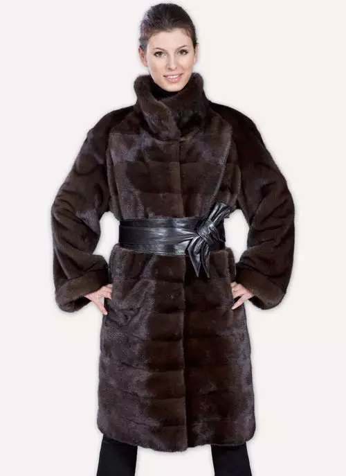 如何選擇水貂外套（131張照片）：選擇高質量的水貂外套的提示，購買皮草外套 14428_114