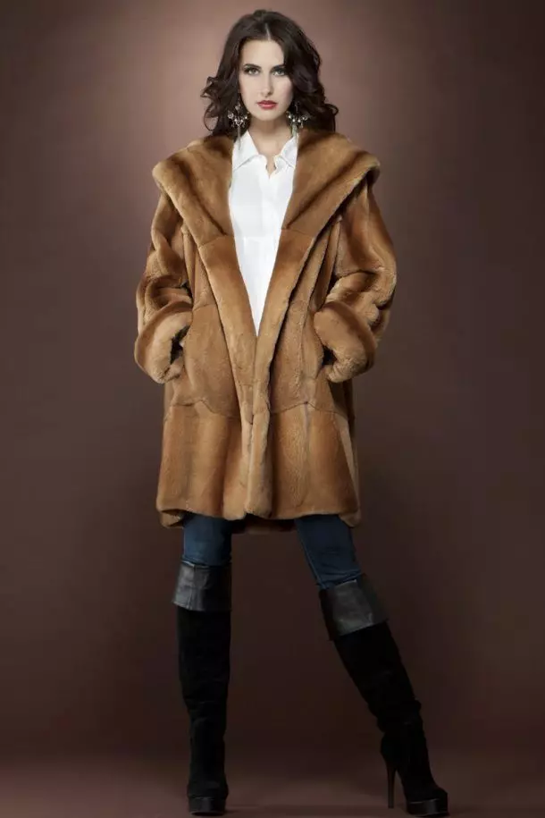 如何选择水貂外套（131张照片）：选择高质量的水貂外套的提示，购买皮草外套 14428_23