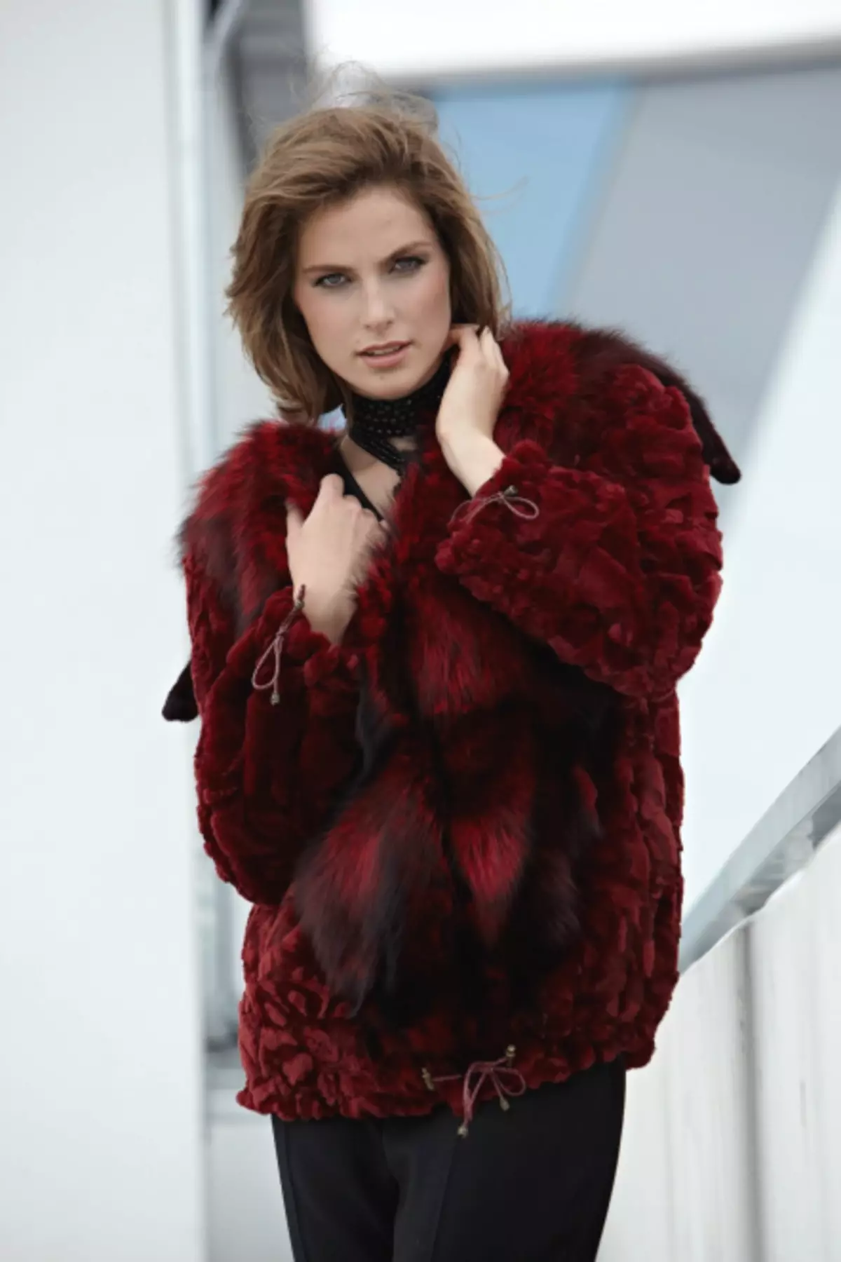 Comment choisir un manteau de vison (131 photos): Conseils pour choisir des manteaux de visons de haute qualité, des règles lors de l'achat d'un manteau de fourrure 14428_46