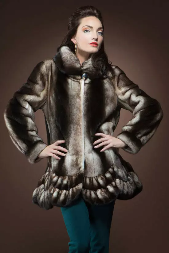 밍크 코트 (131 사진)를 선택하는 방법 : 고품질 밍크 코트를 선택하는 팁, 모피 코트를 구입할 때 규칙 14428_68