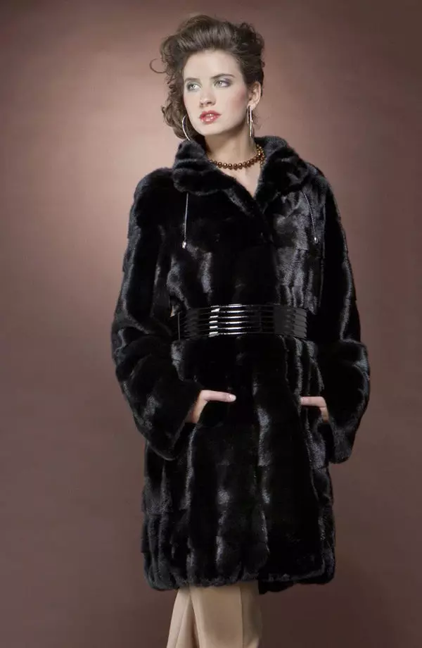如何选择水貂外套（131张照片）：选择高质量的水貂外套的提示，购买皮草外套 14428_7