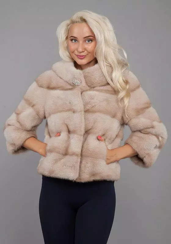 Como escolher um casaco de vison (131 fotos): dicas para escolher casacos de pele de alta qualidade, regras quando se compra um casaco de pele 14428_71