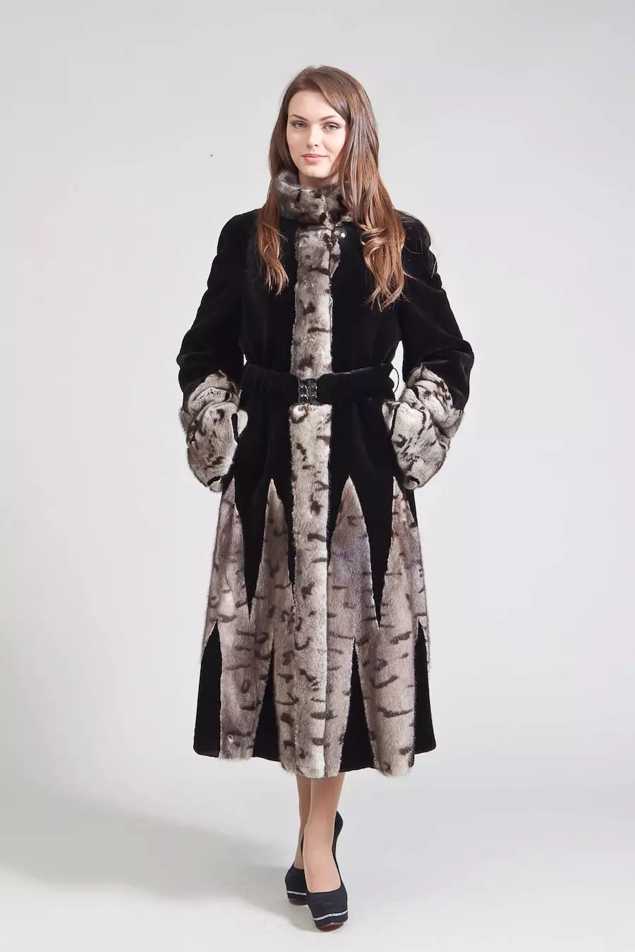 Како да изберете палто од mink (131 фотографии): Совети за избор на висококвалитетни палта, правила при купување на крзно 14428_93