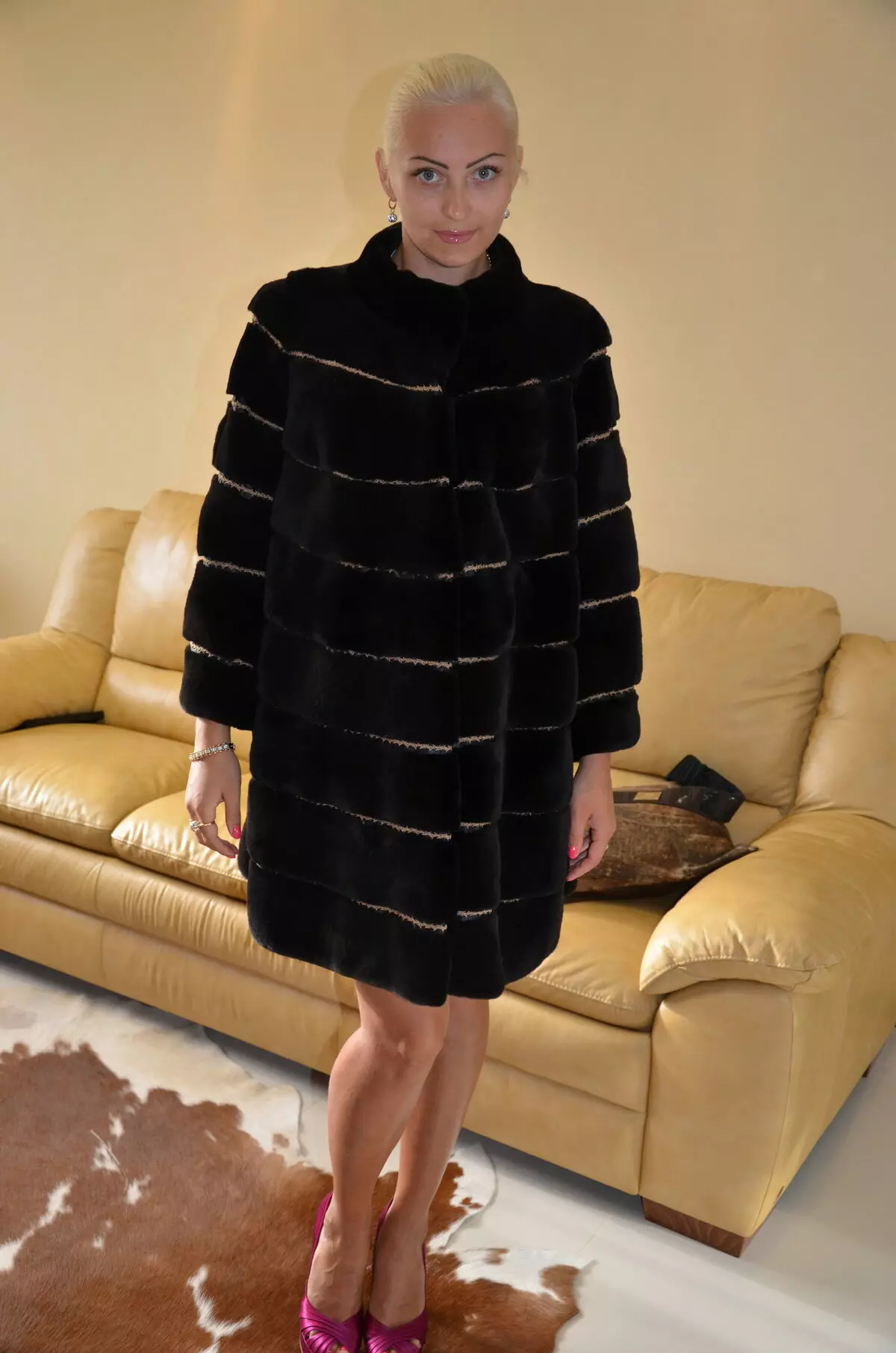 Mink Fur Coat - Chanel (26 foto): Model dengan Collar Chanel 14430_3