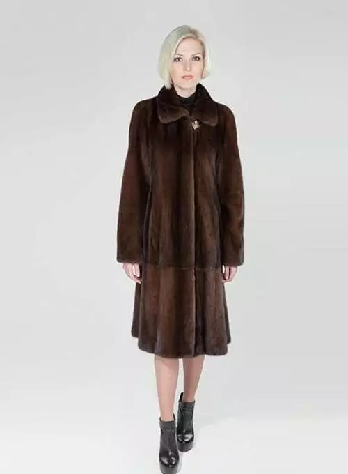 Modelli di cappotti di visone (83 foto): Bastoncini di pelliccia di visone, pipistrello, modelli alla moda 2021, manica 3/4, shuba-shirt, farfalla 14431_15