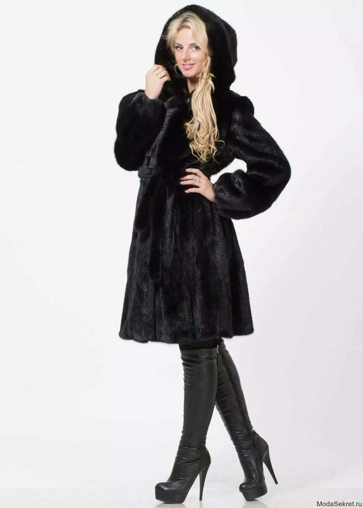 Les modèles de manteaux de vison (83 photos): Sticks de manteaux de fourrure de vison, chauve-souris, des modèles à la mode 2021, manches 3/4, Chouba-shirt, papillon 14431_19