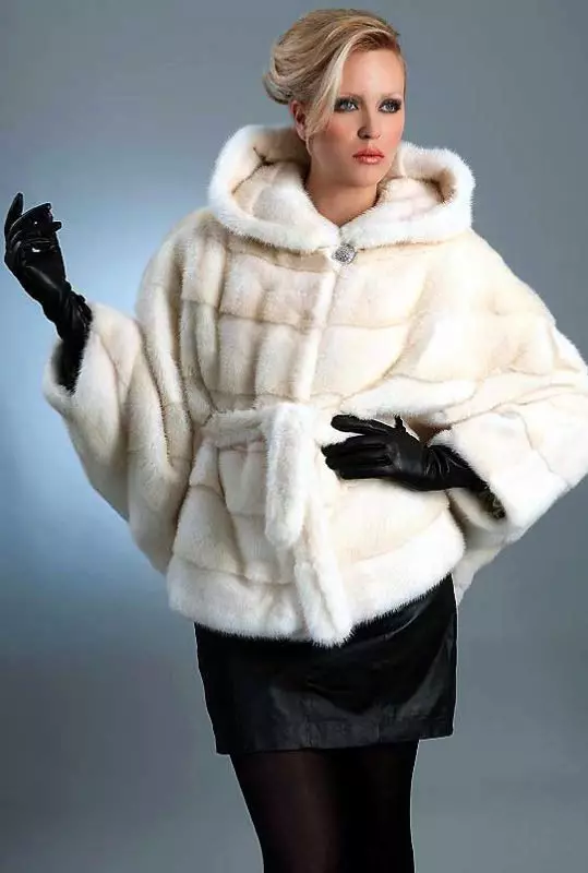 Modele të Mink Coats (83 foto): shkopinj të mantelet e leshit, bat, modele në modë 2021, mëngë 3/4, shuba-këmishë, flutur 14431_36