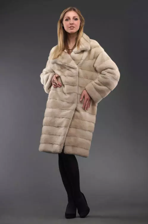Les modèles de manteaux de vison (83 photos): Sticks de manteaux de fourrure de vison, chauve-souris, des modèles à la mode 2021, manches 3/4, Chouba-shirt, papillon 14431_48