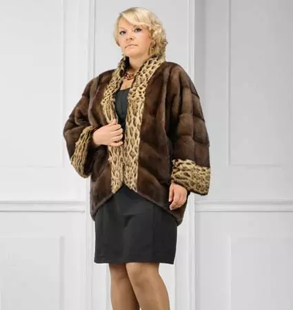 Modeli Mink plaščev (83 fotografij): palice Mink krznene plašče, BAT, modni modeli 2021, rokav 3/4, Shuba-shirt, Butterfly 14431_70