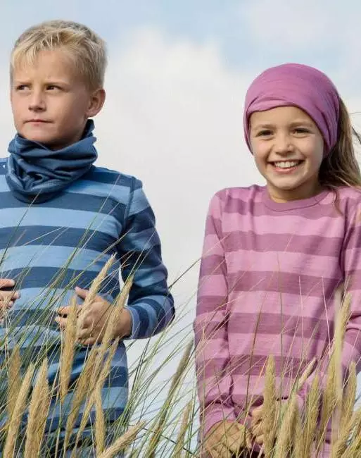 Barnens värme Underkläder Joha: Modeller för barn från merinon och andra material. Vilka termiska underkläder är bättre för nyfödda? Hur slits och bryr sig? 1451_10
