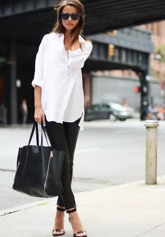 چه چیزی برای پوشیدن یک لباس (83 عکس): لباس تونیک، لباس جین، پیراهن پیراهن طولانی، سفید، سیاه و سفید، لباس با شلوار جین و شلوار جین 14551_4