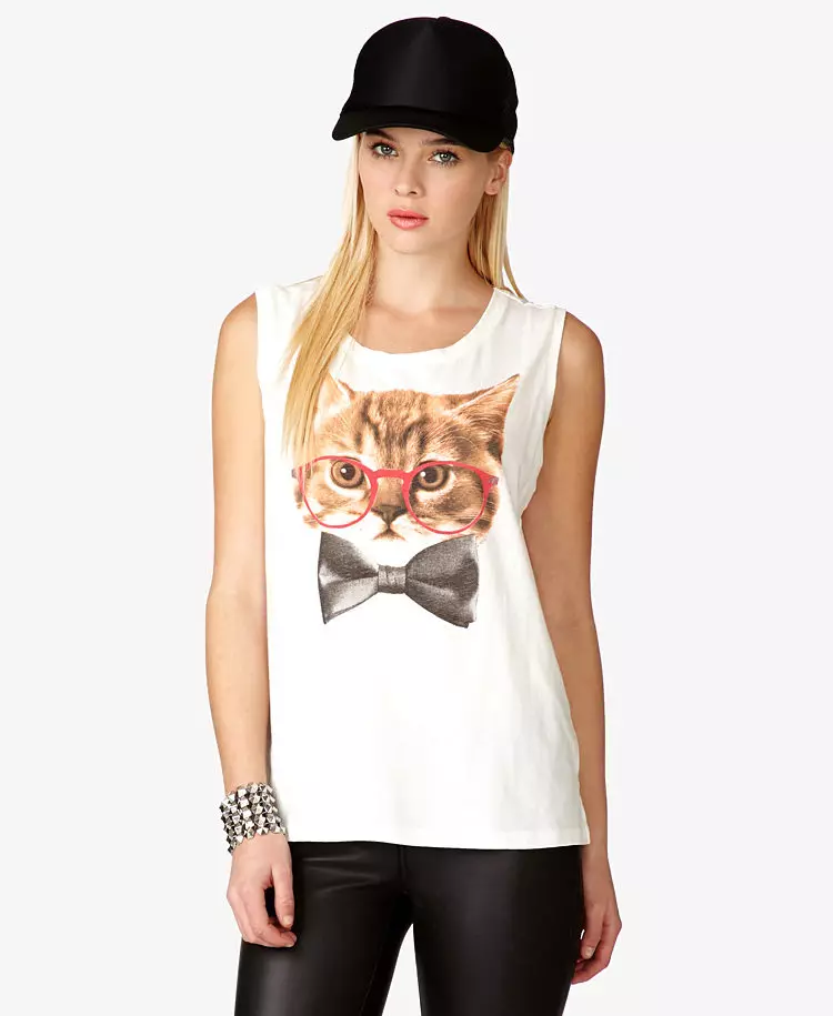 T-skjorter med en utskrift: Kvinne med tatoveringskort, svart og hvitt, med et bilde av is og katt 14585_111