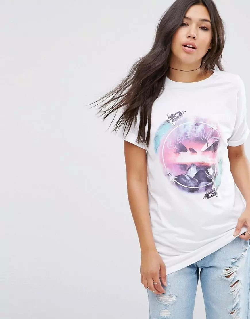 T-shirts met een print: vrouw met tattoo print, zwart en wit, met een foto van ijs en kat 14585_3