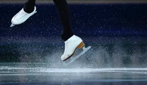 ຖົງຕີນສໍາລັບ Skates (23 ຮູບພາບ): ປະເພດສໍາລັບ hockey ແລະ skates curly 1458_4