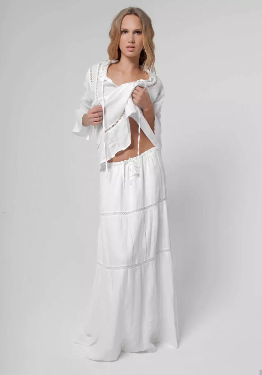 Váy lanh (75 ảnh): Mặc khăn trải giường bằng vải lanh, phong cách, mùa hè, dài trong sàn và những người mẫu ngắn, boho 14595_45